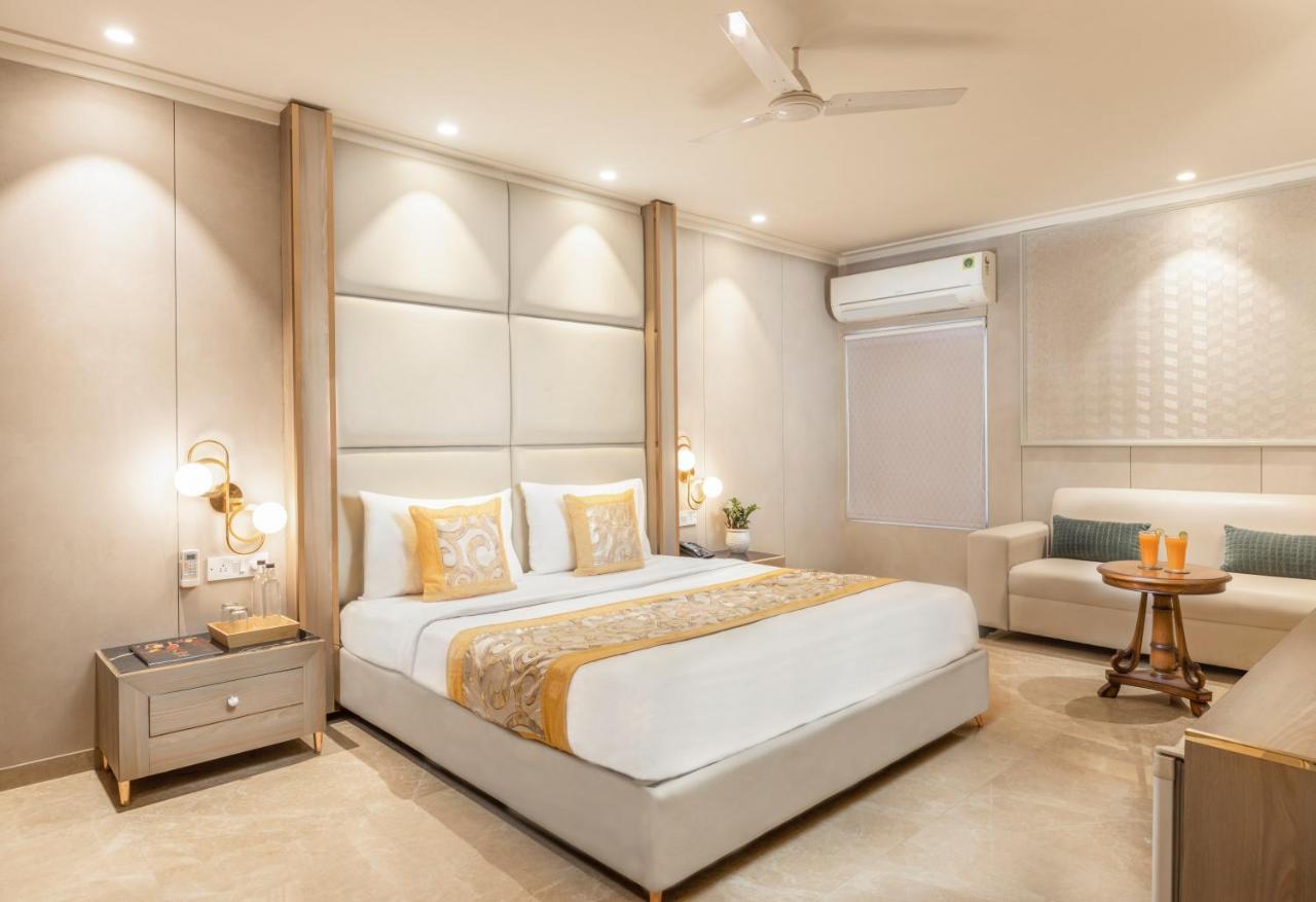 Hotel Star By Star Group- Near Delhi Airport Nuova Delhi Esterno foto