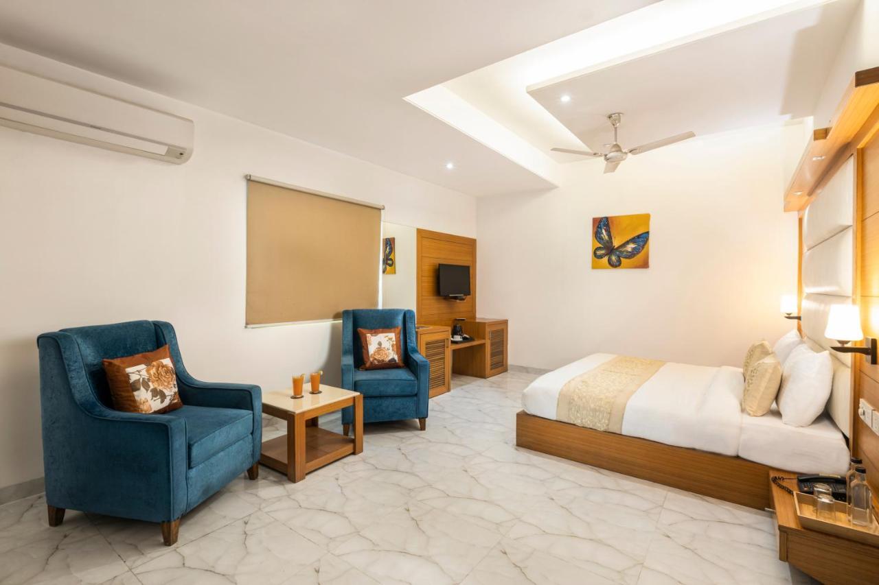 Hotel Star By Star Group- Near Delhi Airport Nuova Delhi Esterno foto