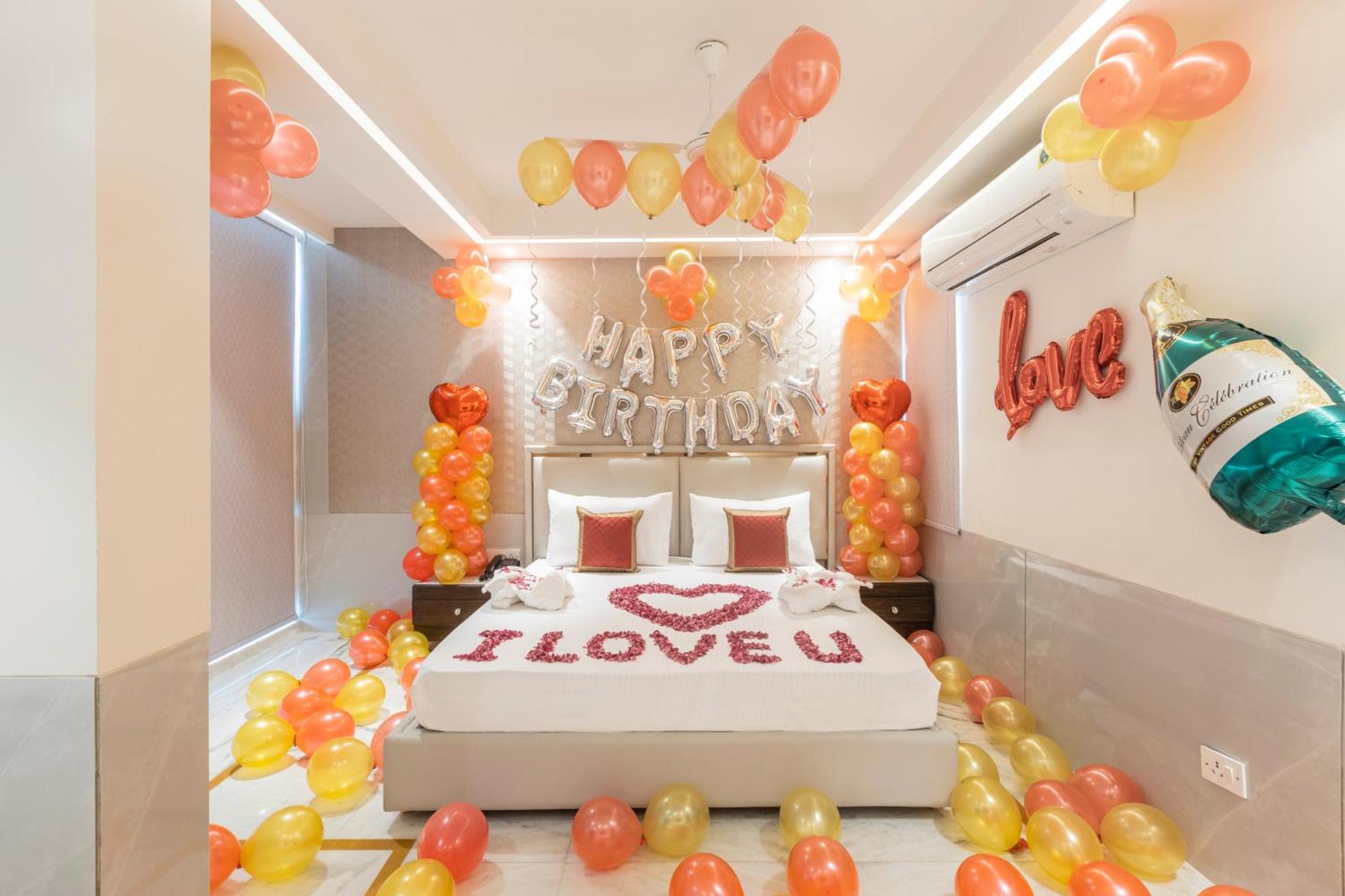 Hotel Star By Star Group- Near Delhi Airport Nuova Delhi Esterno foto