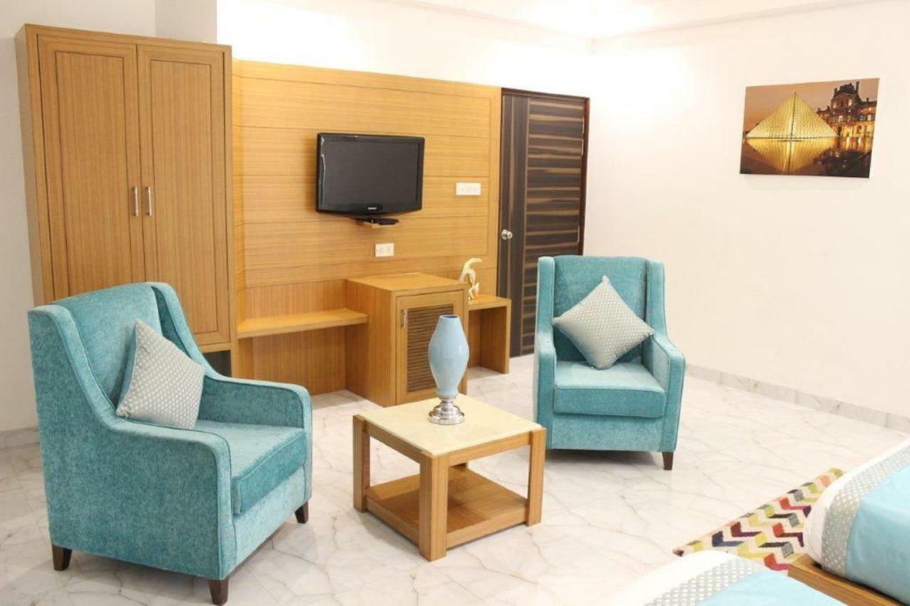 Hotel Star By Star Group- Near Delhi Airport Nuova Delhi Esterno foto